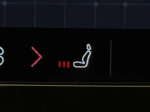 FL71ZSU Volvo XC60 2.0 B5P R DESIGN 5dr Geartronic Thumbnail #35