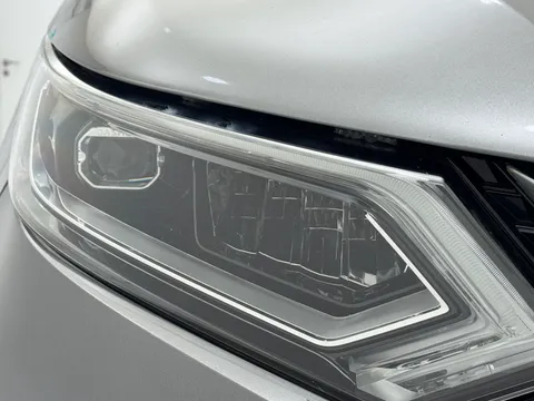 DL69FXR Nissan Qashqai 1.3 DiG-T 160 N-Motion 5dr Thumbnail #33