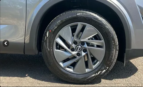 DN75CZG Nissan Qashqai 1.5 E-Power Acenta Premium 5dr Auto Thumbnail #10