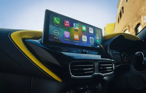 Nissan Juke 1.6 Hybrid N-Connecta 5dr Auto Thumbnail #6