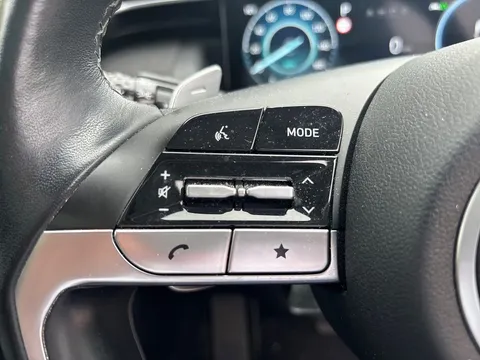 MK71NVX Hyundai Tucson 1.6 TGDi Plug-in Hybrid Ultimate 5dr 4WD Auto Thumbnail #19