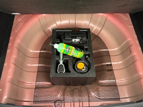 DE22HYF Mg Motor Uk Zs 1.5 VTi-TECH Excite 5dr Thumbnail #17