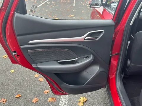 DE22HYF Mg Motor Uk Zs 1.5 VTi-TECH Excite 5dr Thumbnail #20