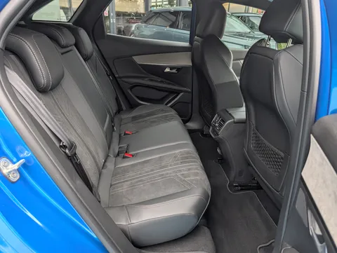 MJ21SYR Peugeot 3008 1.2 PureTech GT 5dr Thumbnail #13