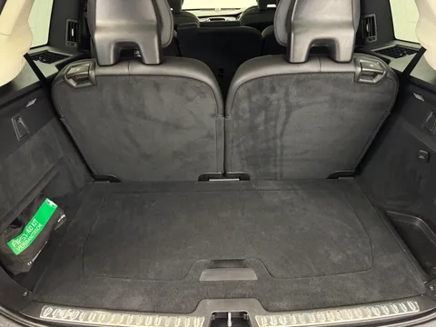 DP72GZA Volvo XC90 2.0 B5P Ultimate Dark 5dr AWD Geartronic Thumbnail #13