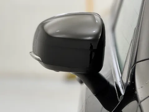 DP72GZA Volvo XC90 2.0 B5P Ultimate Dark 5dr AWD Geartronic Thumbnail #39