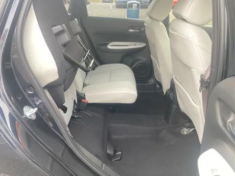 DK72YDT Honda Jazz 1.5 i-MMD Hybrid EX 5dr eCVT Thumbnail #24