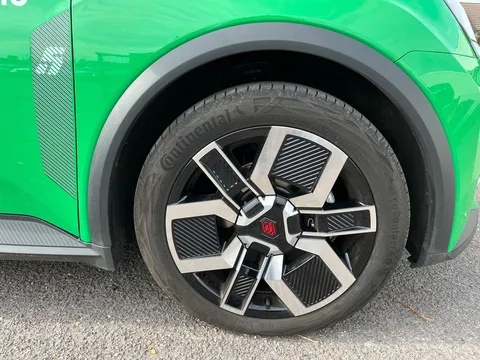 BN25RSZ Renault 5 110kW Techno Comfort Range 52kWh 5dr Auto Thumbnail #5