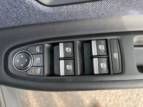 BN25RSZ Renault 5 110kW Techno Comfort Range 52kWh 5dr Auto Thumbnail #21