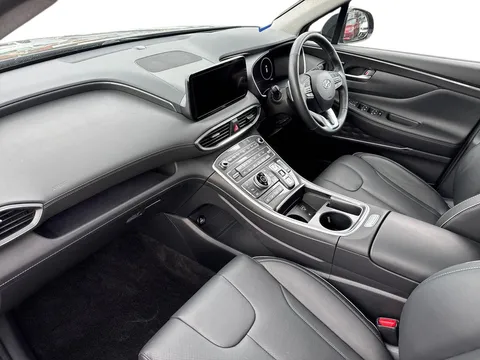 DU73CPE Hyundai Santa Fe 1.6 TGDi Plug-in Hybrid Ultimate 5dr 4WD Auto Thumbnail #13