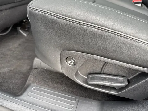 DU73CPE Hyundai Santa Fe 1.6 TGDi Plug-in Hybrid Ultimate 5dr 4WD Auto Thumbnail #37