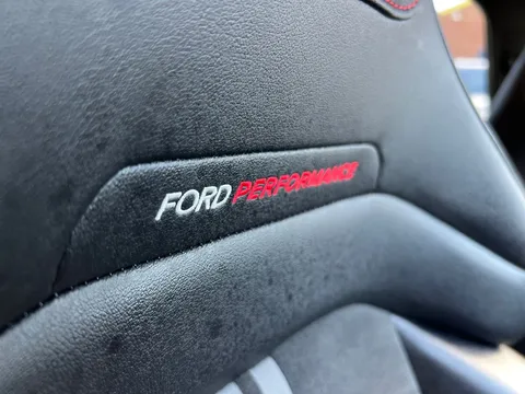 MW72FJX Ford Focus 2.3 EcoBoost ST 5dr Thumbnail #18