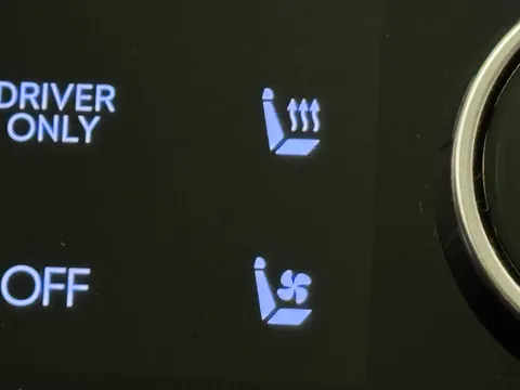 DU74WDW Hyundai Tucson 1.6T Hybrid Ultimate 5dr Auto Thumbnail #14