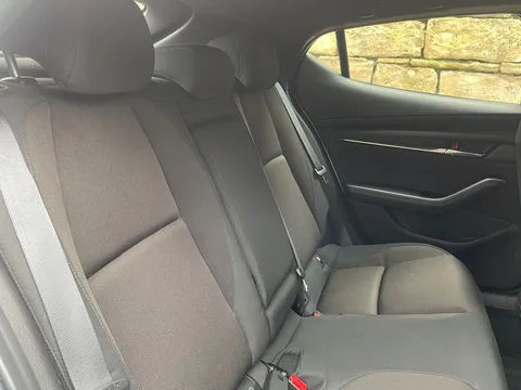 MX73ZXB Mazda Mazda3 2.0 e-Skyactiv G MHEV Centre-Line 5dr Thumbnail #13