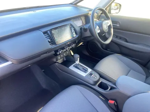 DG25XXB Honda Jazz 1.5 i-MMD Hybrid Elegance 5dr eCVT Thumbnail #3