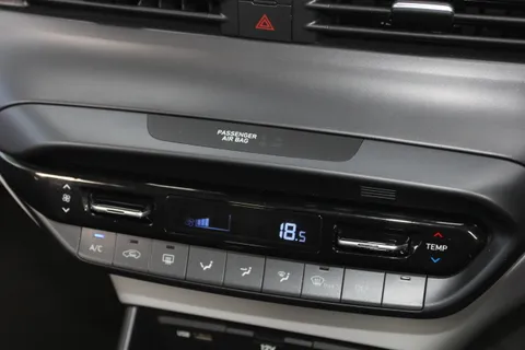 YO73AZB Hyundai Bayon 1.0 TGDi 48V MHEV Ultimate 5dr Thumbnail #19