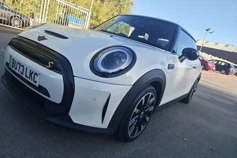 BU73LKC Mini Hatchback 135kW Cooper S Level 3 33kWh 3dr Auto Thumbnail #16