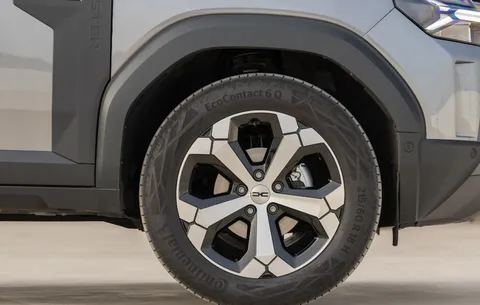  Dacia Duster Essential bi-fuel 100 Thumbnail #8