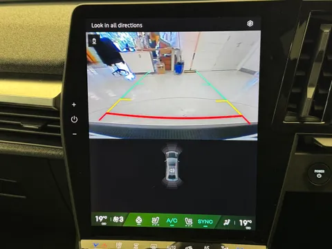 DU25VVF Renault Scenic E-Tech 125kW Techno 60kWh Comfort Range 5dr Auto Thumbnail #25