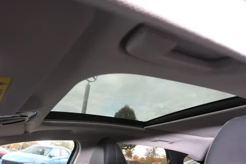 DB21CYJ Hyundai Tucson 1.6 TGDi Hybrid 230 Ultimate 5dr 2WD Auto Thumbnail #11