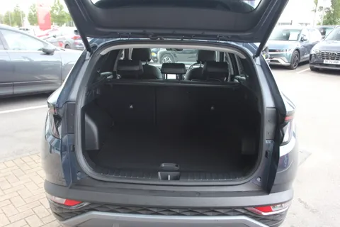 DB21CYJ Hyundai Tucson 1.6 TGDi Hybrid 230 Ultimate 5dr 2WD Auto Thumbnail #17