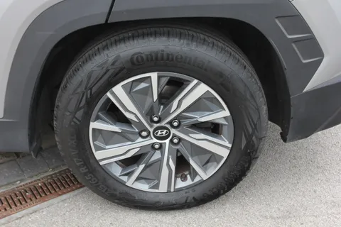 DE71WRT Hyundai Tucson 1.6 TGDi SE Connect 5dr 2WD Thumbnail #8