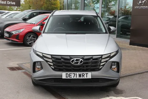 DE71WRT Hyundai Tucson 1.6 TGDi SE Connect 5dr 2WD Thumbnail #3