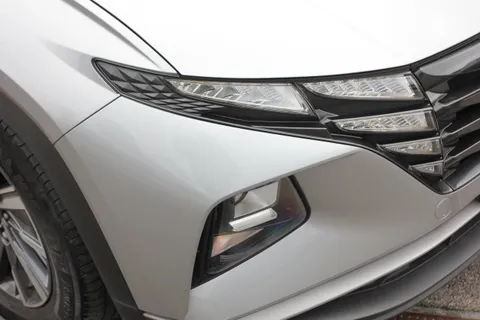 DE71WRT Hyundai Tucson 1.6 TGDi SE Connect 5dr 2WD Thumbnail #11