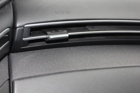 DE71WRT Hyundai Tucson 1.6 TGDi SE Connect 5dr 2WD Thumbnail #14