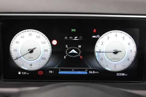 DE71WRT Hyundai Tucson 1.6 TGDi SE Connect 5dr 2WD Thumbnail #20