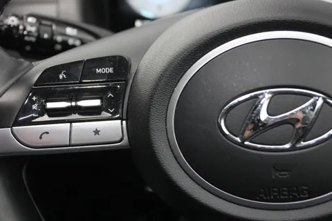 DE71WRT Hyundai Tucson 1.6 TGDi SE Connect 5dr 2WD Thumbnail #21