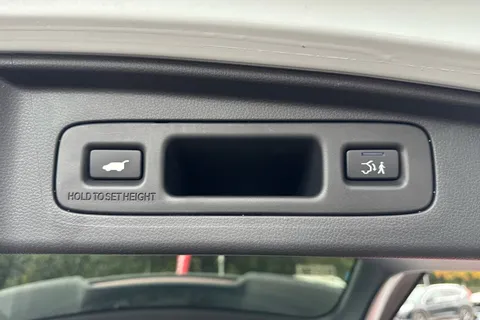 WK74XBP Honda CR-V 2.0 eHEV Elegance 5dr eCVT Thumbnail #34