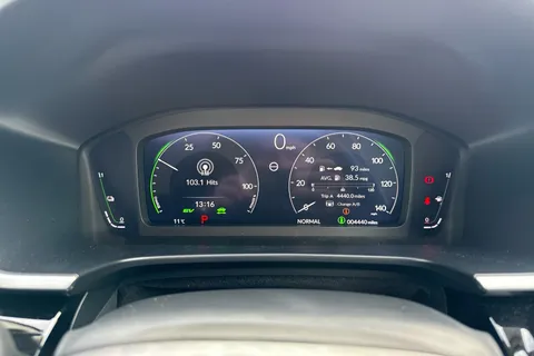 DK25ONZ Honda CR-V 2.0 eHEV Advance 5dr eCVT Thumbnail #12