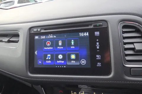 DK19SMU Honda Hr-V 1.5 i-VTEC EX CVT 5dr Thumbnail #17