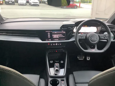 BW24GGO Audi A3 35 TFSI S Line 4dr S Tronic Thumbnail #16