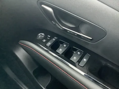 DA21RYA Hyundai Tucson 1.6 TGDi N Line S 5dr 2WD Thumbnail #36
