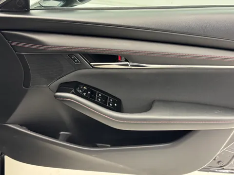 DX73GVZ Mazda Mazda3 2.0 e-Skyactiv X MHEV [186] Homura 5dr Thumbnail #15