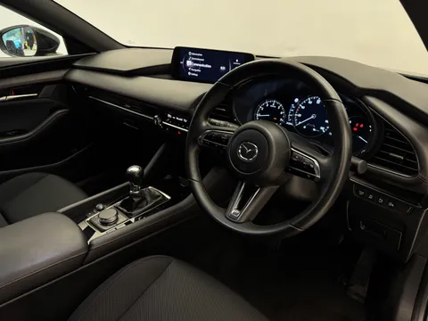 DX73GVZ Mazda Mazda3 2.0 e-Skyactiv X MHEV [186] Homura 5dr Thumbnail #17