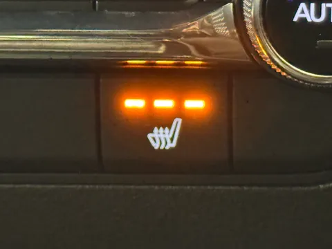 DX73GVZ Mazda Mazda3 2.0 e-Skyactiv X MHEV [186] Homura 5dr Thumbnail #24