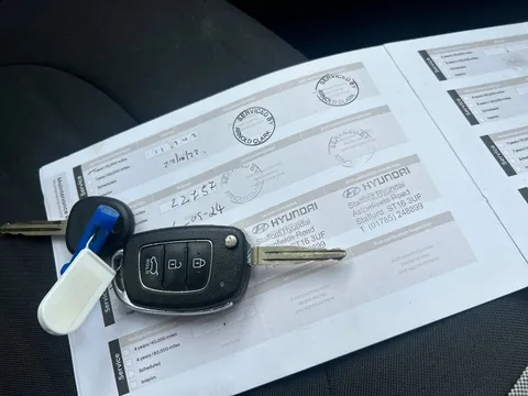 16 of 43 for HYUNDAI I10 1.0 MPi SE 5dr