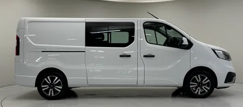 DN75ESV Renault Trafic LL30 Blue dCi 150 Extra Sport [Safety] Crew Van Thumbnail #18