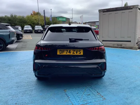 DF74ZVS Audi A3 35 TFSI Black Edition 5dr Thumbnail #7