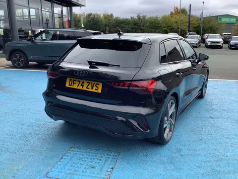 DF74ZVS Audi A3 35 TFSI Black Edition 5dr Thumbnail #8