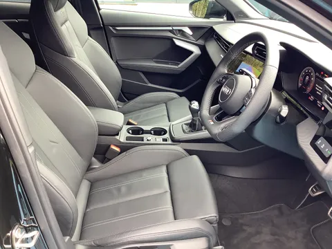 DF74ZVS Audi A3 35 TFSI Black Edition 5dr Thumbnail #12