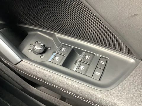 DF74ZVS Audi A3 35 TFSI Black Edition 5dr Thumbnail #25