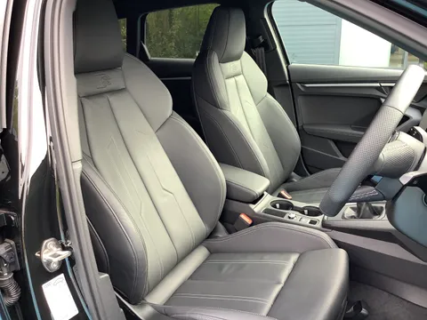 DF74ZVS Audi A3 35 TFSI Black Edition 5dr Thumbnail #26