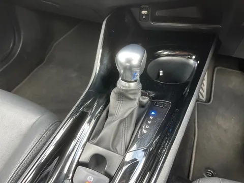 BA68XNK Toyota C-HR 1.8 Hybrid Excel 5dr CVT Thumbnail #14
