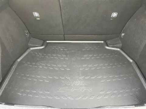 BA68XNK Toyota C-HR 1.8 Hybrid Excel 5dr CVT Thumbnail #15