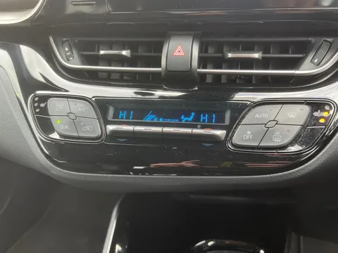 BA68XNK Toyota C-HR 1.8 Hybrid Excel 5dr CVT Thumbnail #17