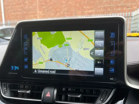 BA68XNK Toyota C-HR 1.8 Hybrid Excel 5dr CVT Thumbnail #21